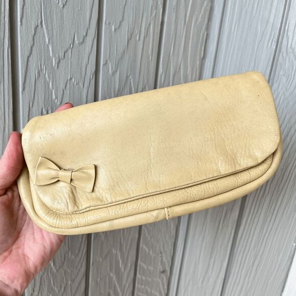 Vintage Letisse Cream Leather Bow Clutch Purse Zip Pockets 50s, Butter Yellow - Picture 1 of 9